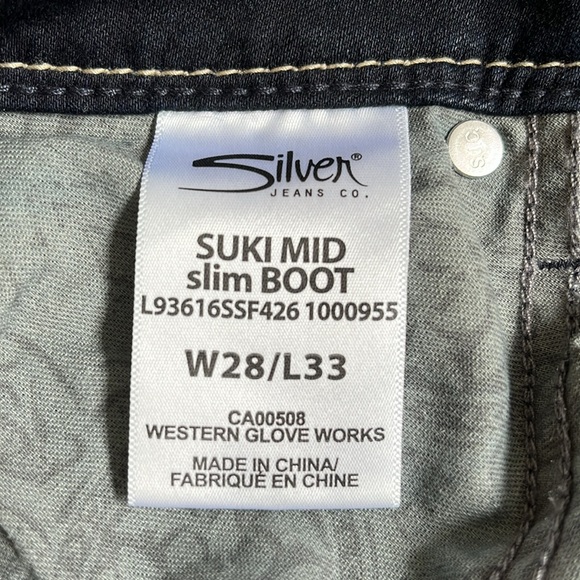 NWOT Silver Suki fit, Super stretch, mid-rise slim boot jeans. W28, L33 - Picture 8 of 11